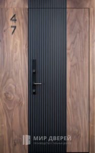 Металлически дверь с индивидуальным дизайном №1 - фото вид снаружи